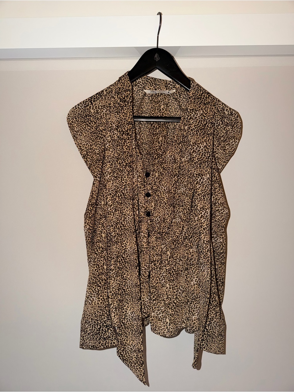Zara Sleeveless Leopard Print Tie-Neck Blouse - Tan/Black